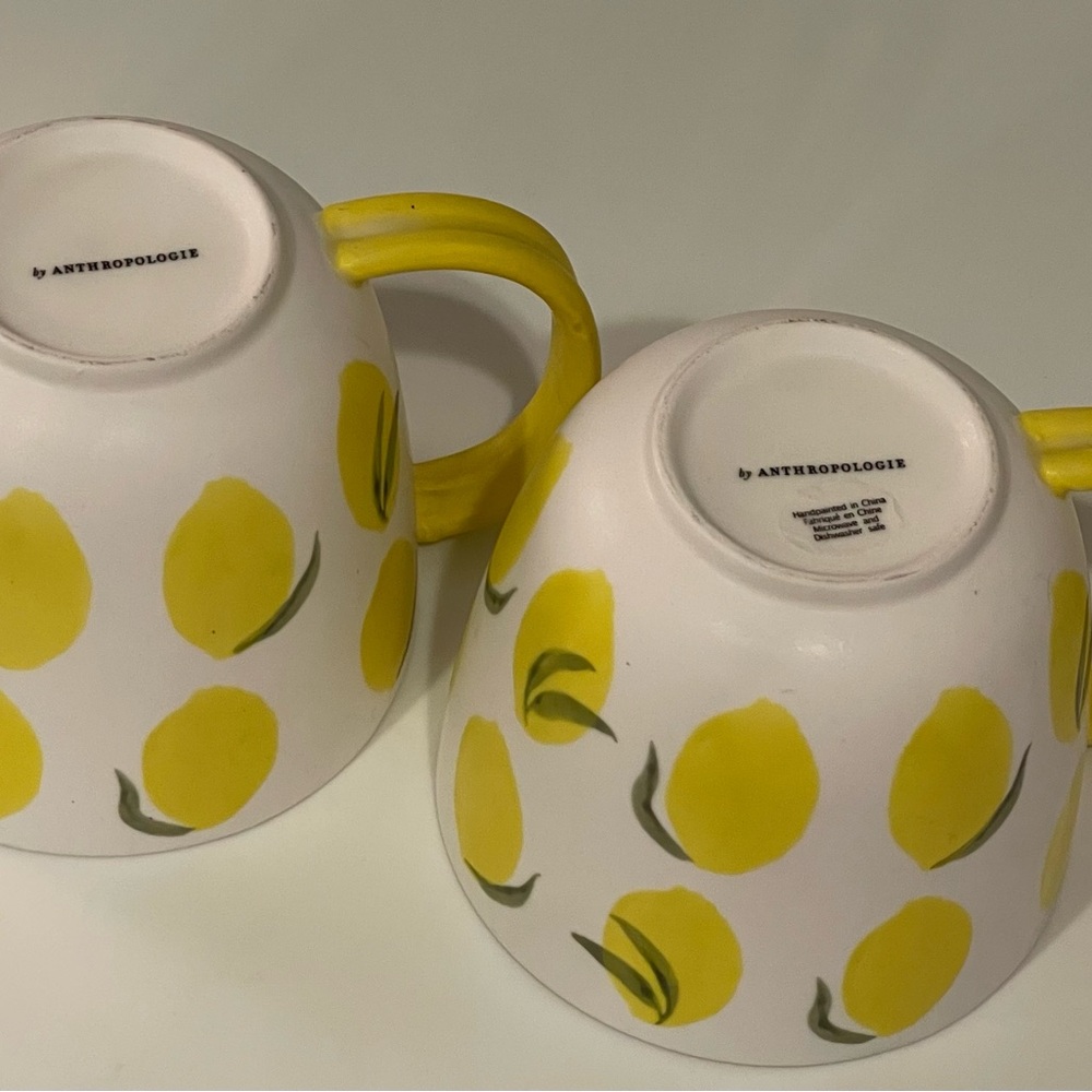 RARE Set Of 2 Anthropologie Lemon Tutti Mugs Beautiful Pattern - Picture 3 of 4